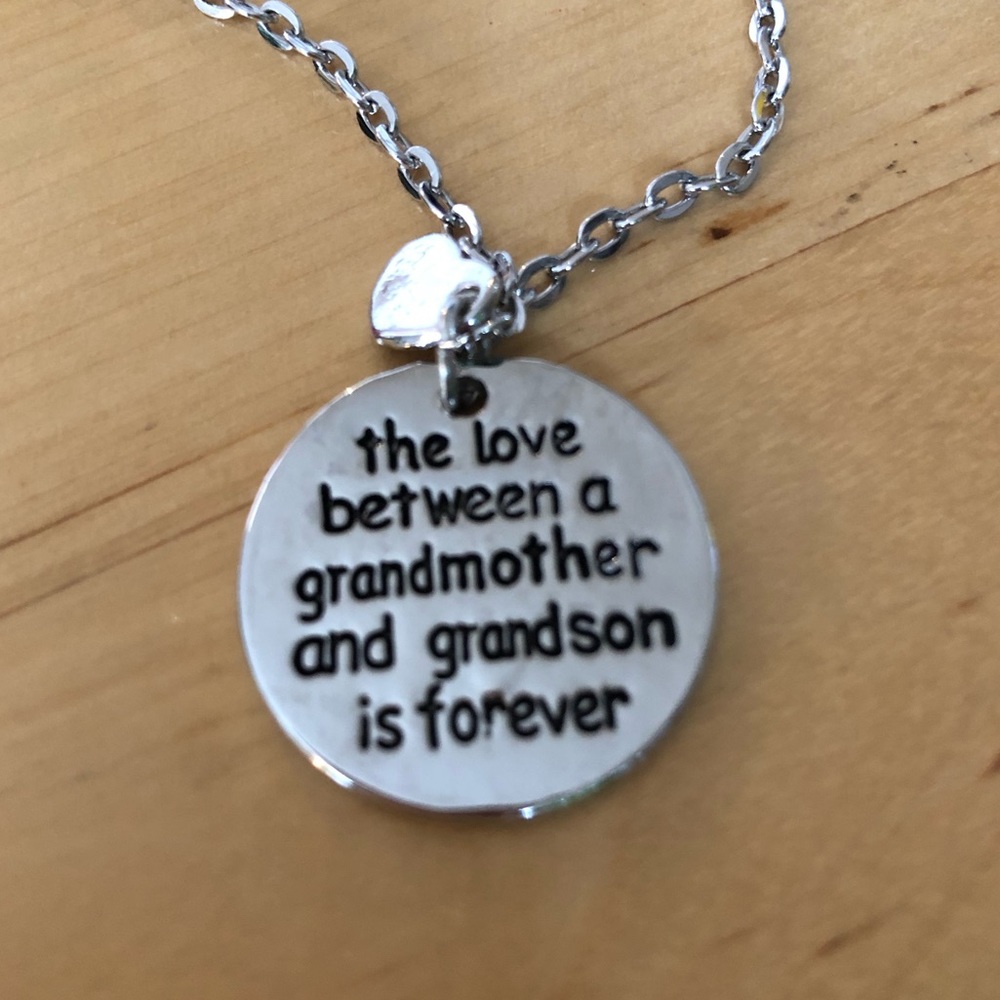 The love between...necklace - Picture 2 of 8